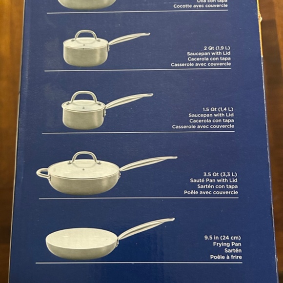 Oster 9 piece cookware set - Picture 2 of 2